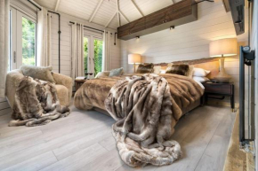 The High Longtail Lodge
